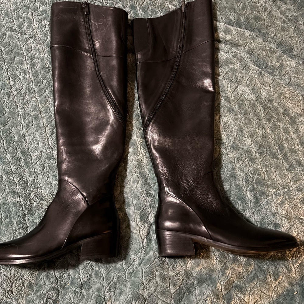 Everybody by BZ moda 
Black Supple Leather Over-the-Knee Boots –Sz 5.5-6